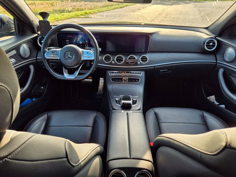 Mercedes-Benz E • 2019 • 180,500 km 9