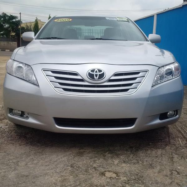Toyota Camry • 2009 • 58,000 km 9