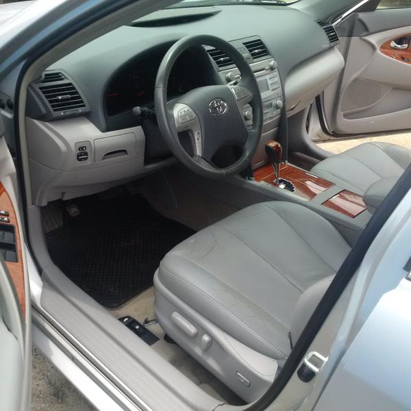 Toyota Camry • 2009 • 58,000 km 4