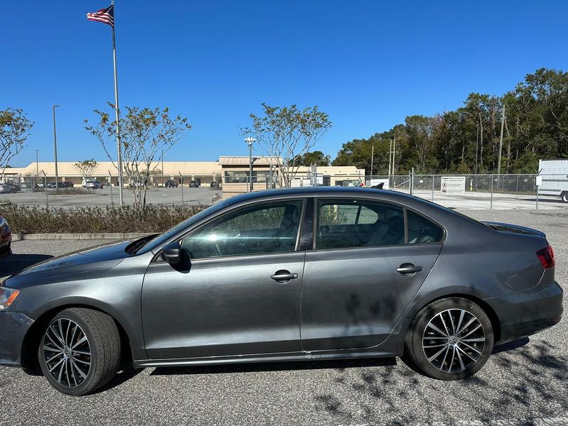 Volkswagen Jetta • 2016 • 106,000 mi 12