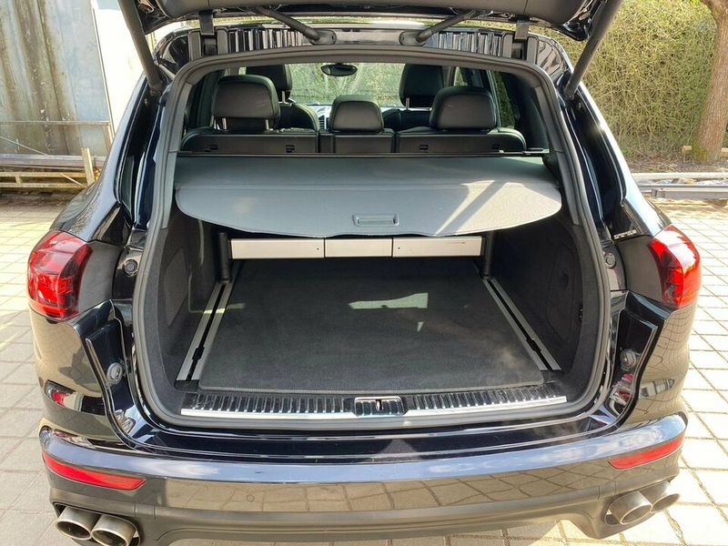 Porsche Cayenne • 2017 • 70,000 km 6
