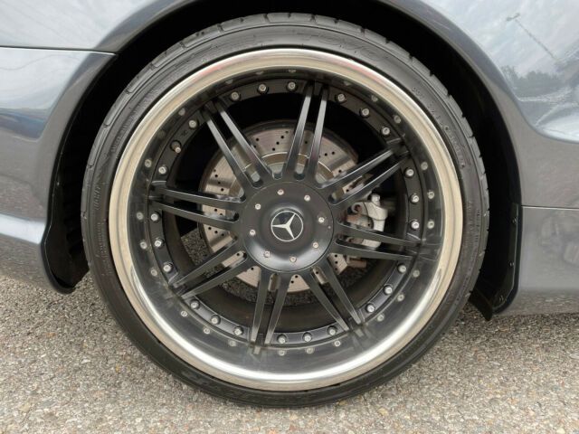 Mercedes-Benz SL • 2009 • 106,000 km 7