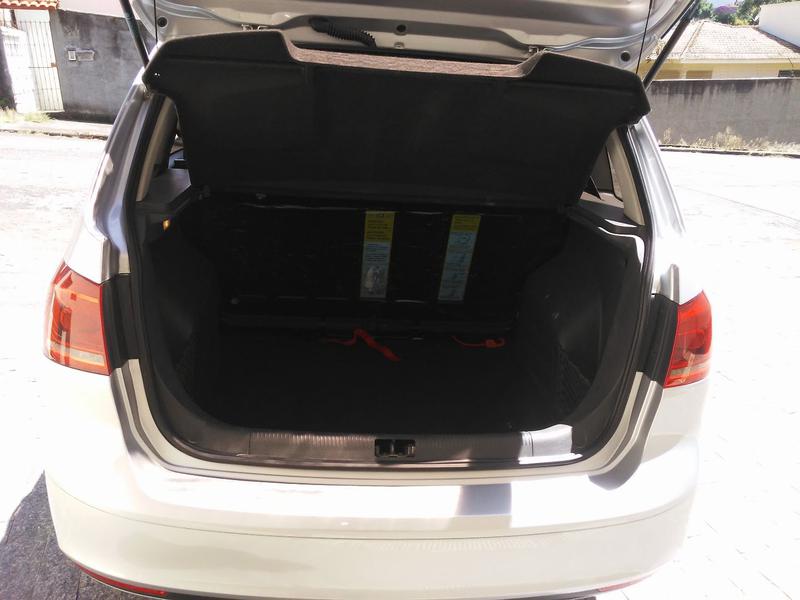 Volkswagen Fox • 2012 • 135 km 6