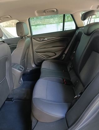 Opel Insignia kombi • 2020 • 47,000 km 11