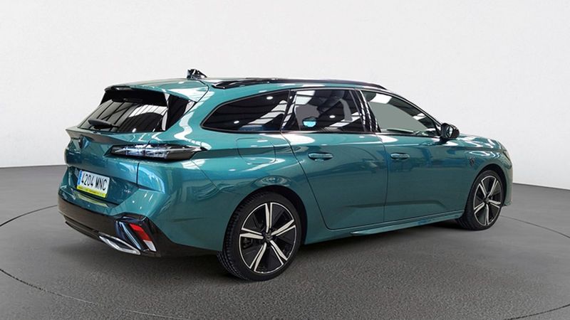 Peugeot 308 • 2024 • 21,500 km 3