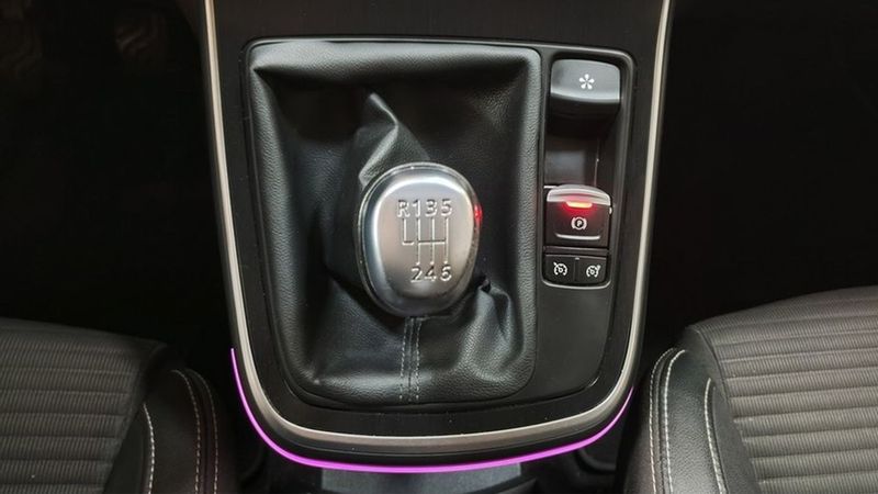 Renault Grand Scenic • 2020 • 93,000 km 5