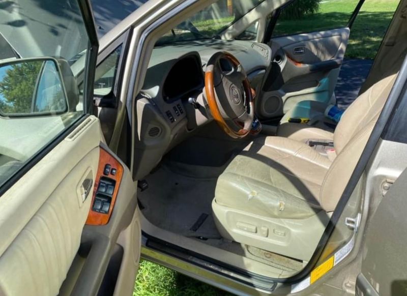 Lexus RX 300 • 2004 • 158,987 km 5