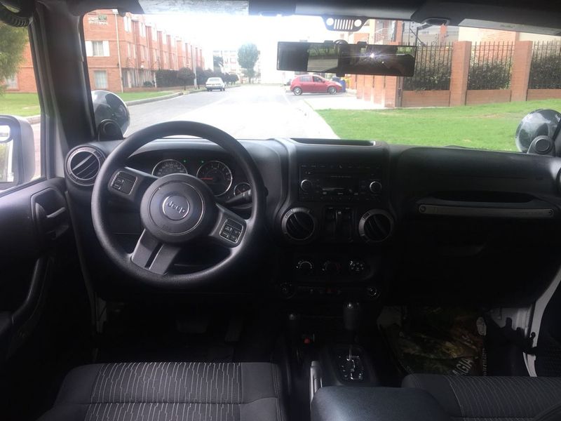 Jeep Wrangler • 2012 • 140,000 km 7