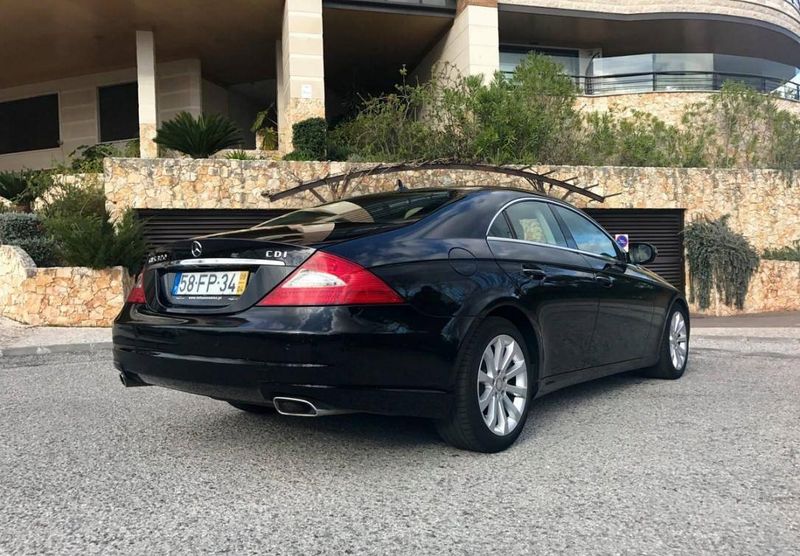 Mercedes-Benz CLS • 2008 • 200,000 km 2