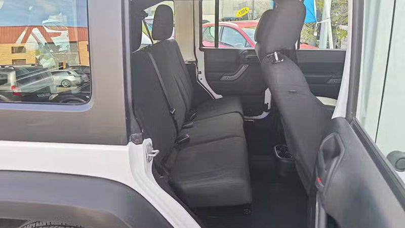 Jeep Wrangler • 2018 • 96,687 km 4