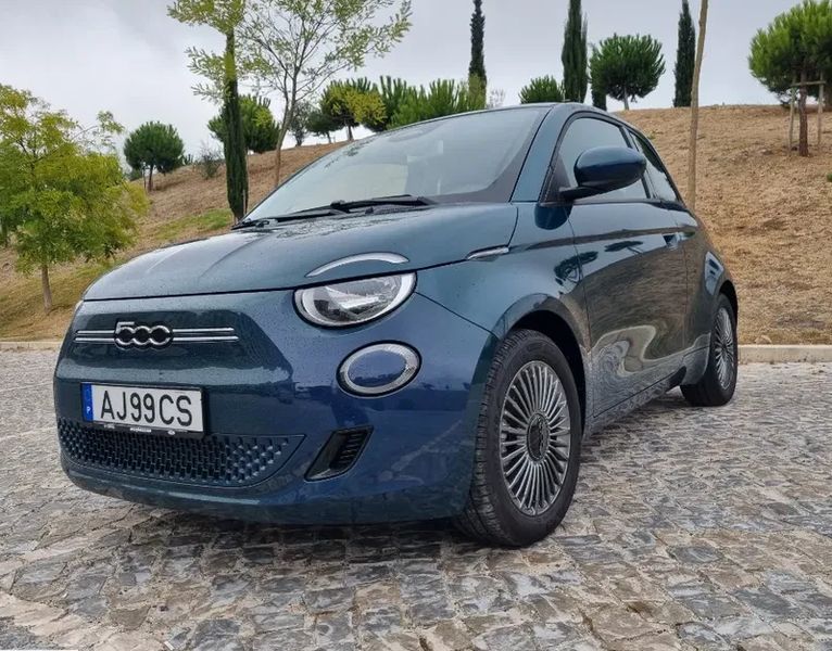 Fiat 500e • 2021 • 19,000 km 2