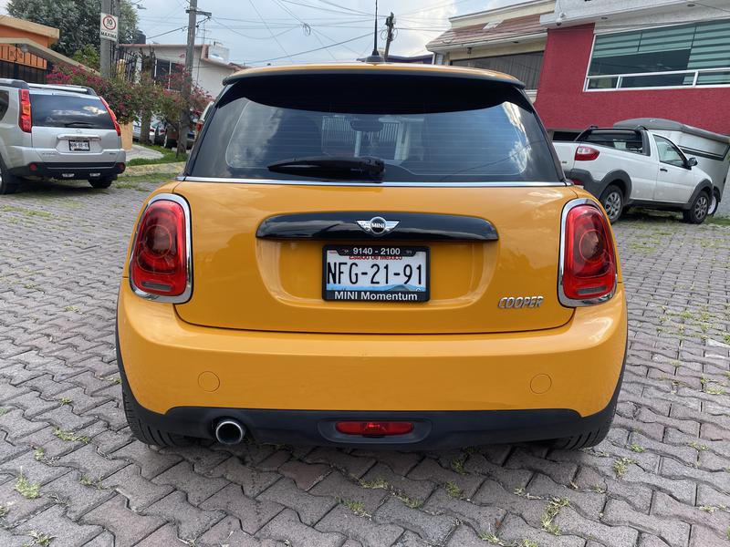 MINI Cooper • 2018 • 28,000 km 12