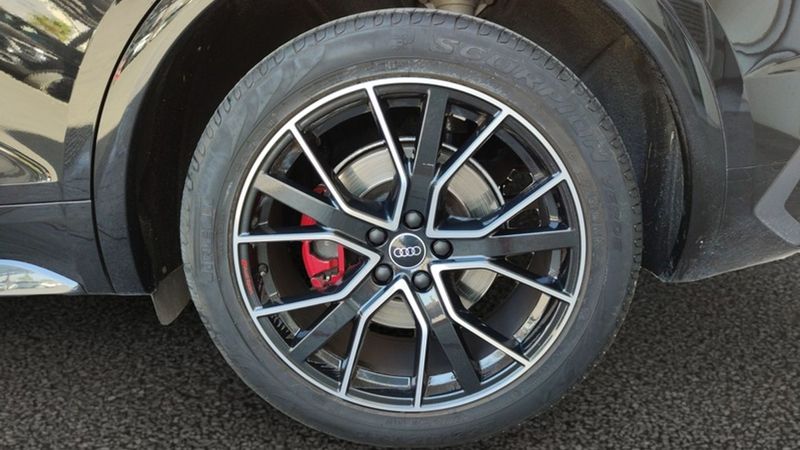 Audi Q5 • 2021 • 34,910 km 35