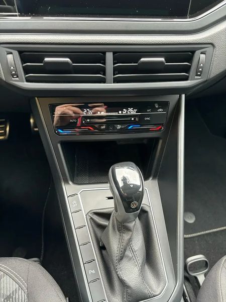 Volkswagen T-Cross • 2022 • 15,200 km 3