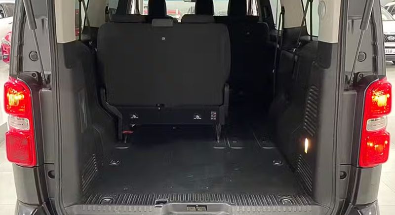 Peugeot Bipper • 2019 • 85,942 km 15