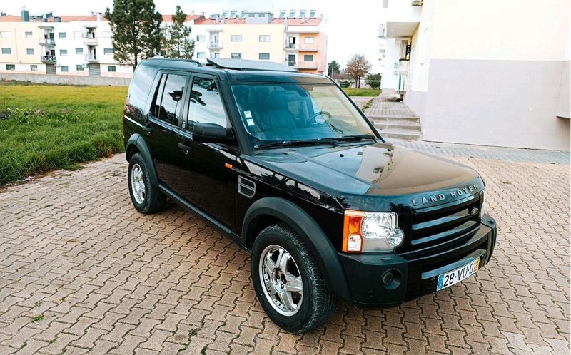 Land Rover Discovery • 2008 • 200,000 km 1