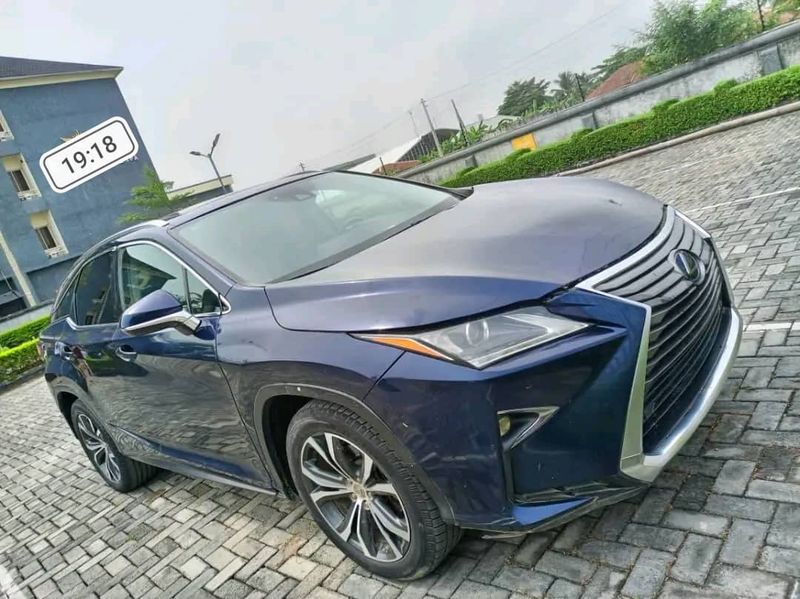 Lexus RX • 2017 • 311 km 7