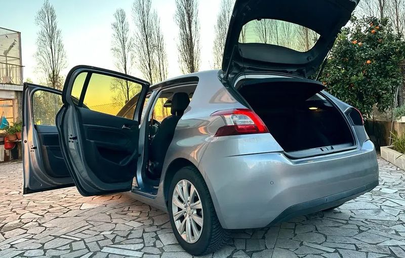 Peugeot 308 • 2016 • 146,000 km 1