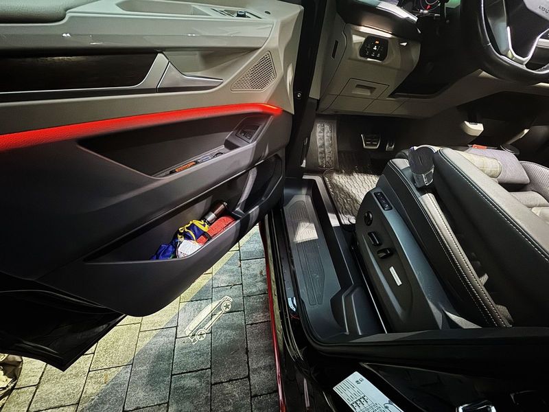 Volkswagen Multivan • 2021 • 49,800 km 3