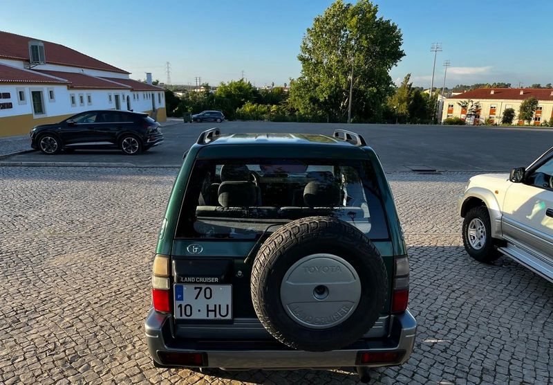 Toyota Land Cruiser • 1997 • 306,279 km 2