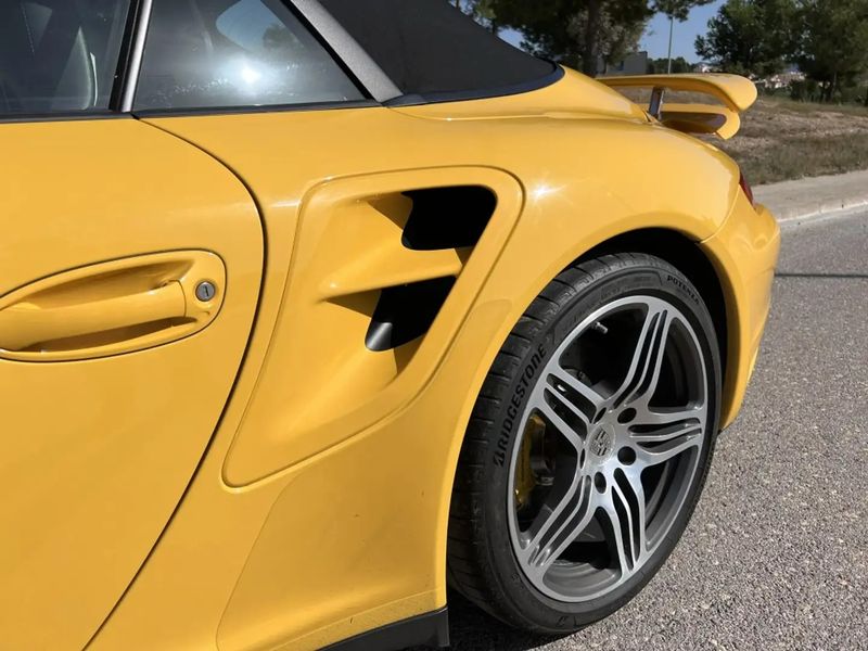 Porsche 911 Turbo • 2008 • 71,000 km 6