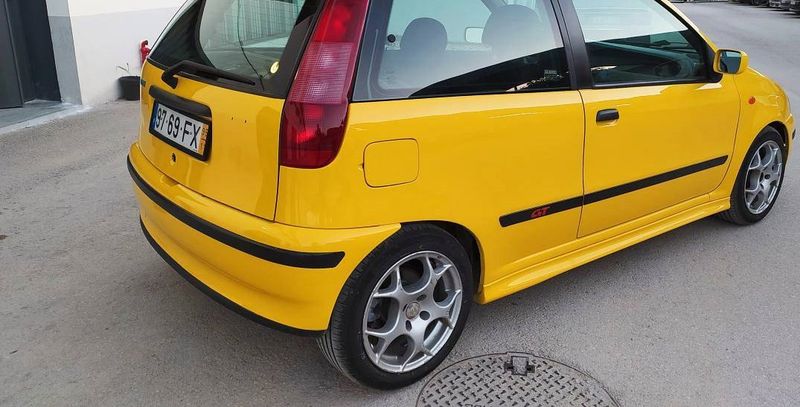 Fiat Punto • 1995 • 299,999 km 2