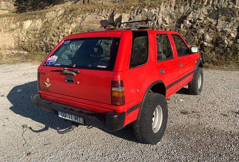 Opel Frontera • 1992 • 300,000 km 2