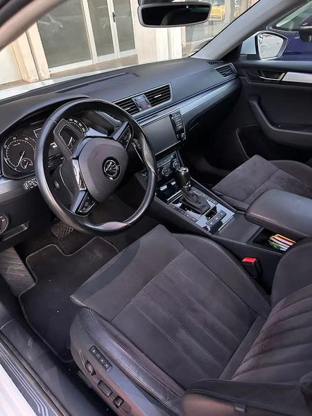 Škoda Superb Combi • 2015 • 135,000 km 6