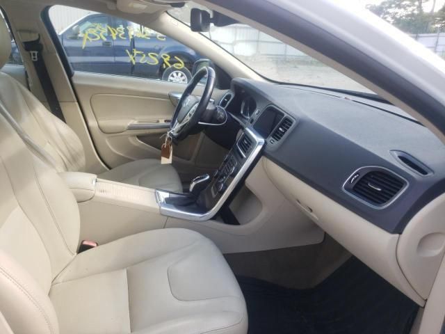 Volvo S60 • 2015 • 10,000 mi 5