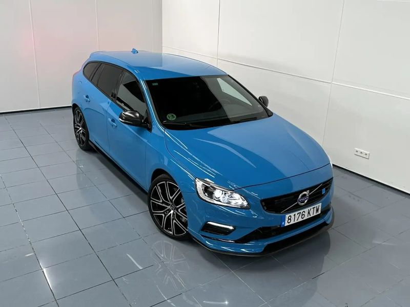 Volvo V60 • 2019 • 41,000 km 1