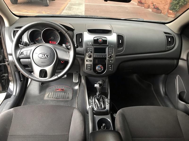 Kia Cerato • 2013 • 111,700 km 9