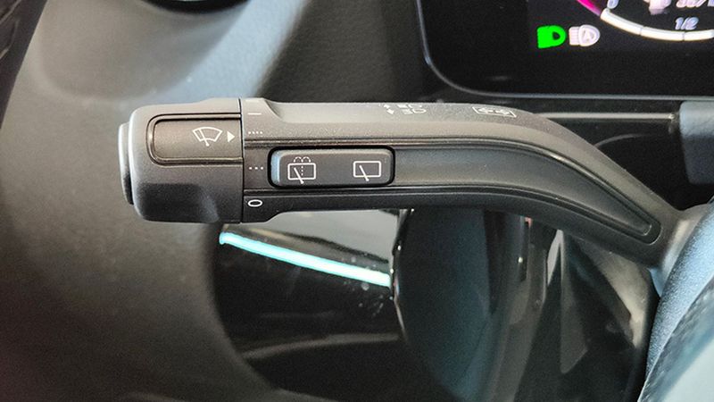 Mercedes-Benz Class B • 2023 • 6,999 km 30