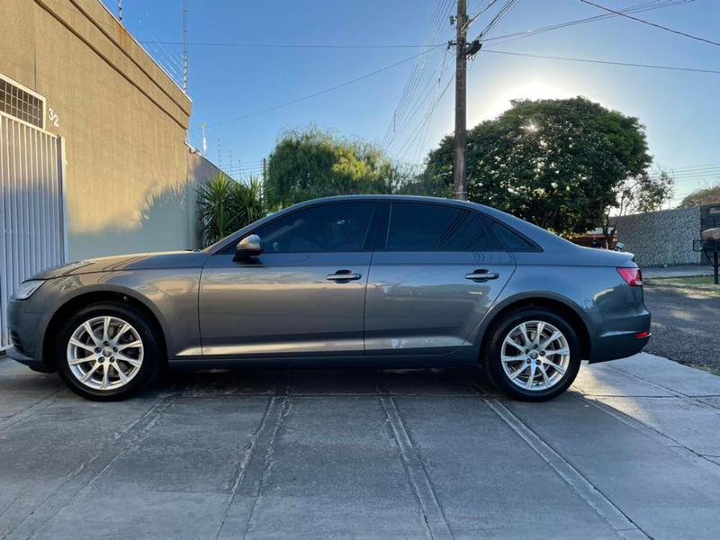 Audi A4 • 2018 • 27,000 km 4