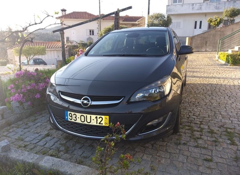 Opel Astra • 2014 • 102,356 km 1
