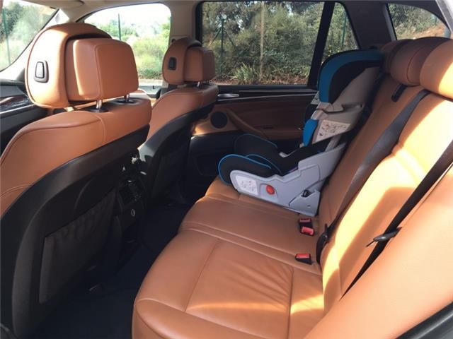 BMW X5 • 2009 • 266,300 km 7