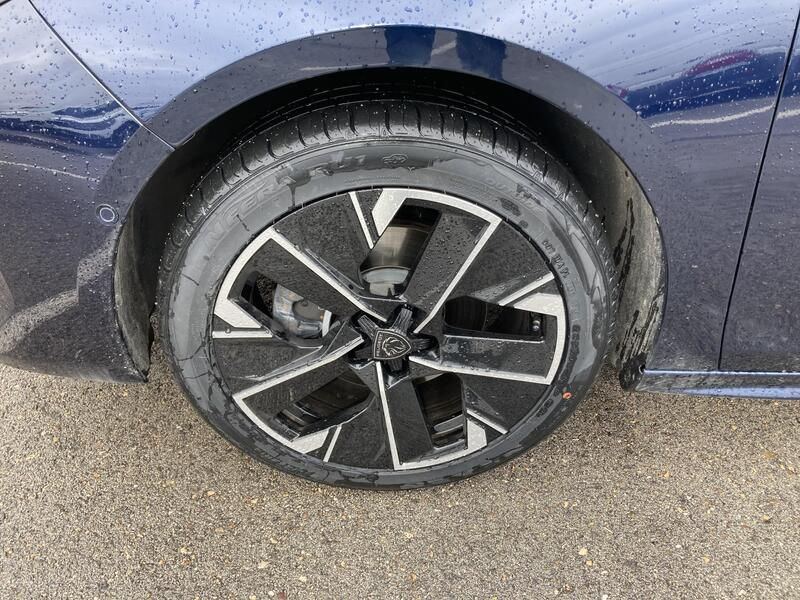 Peugeot 508 • 2024 • 40,356 km 17