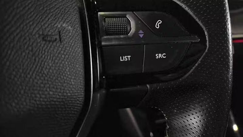 Peugeot 207 • 2020 • 68,344 km 32