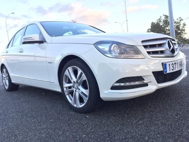 Mercedes-Benz 200 D • 2013 • 209,000 km 3