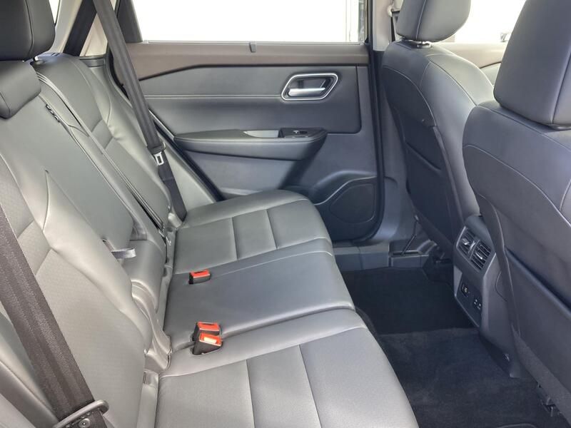 Nissan X-Trail • 2023 • 20,462 km 6