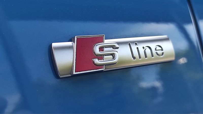 Audi Q3 • 2023 • 12,679 km 5