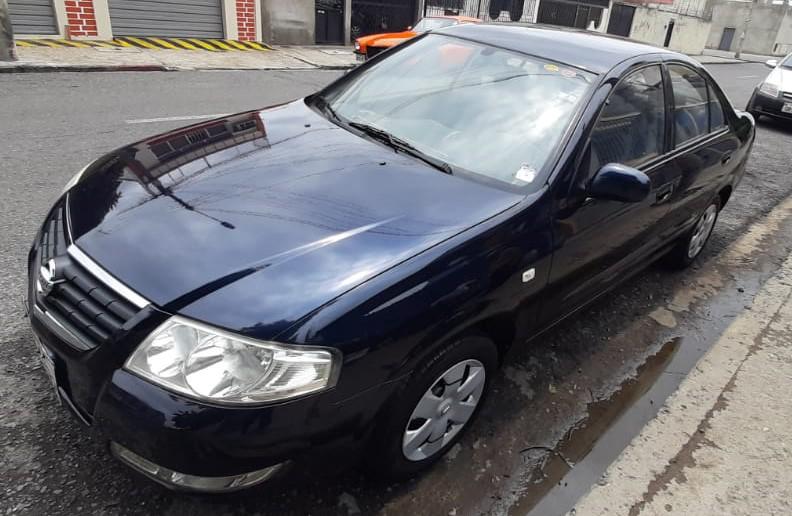 Nissan Almera • 2011 • 170,000 km 4