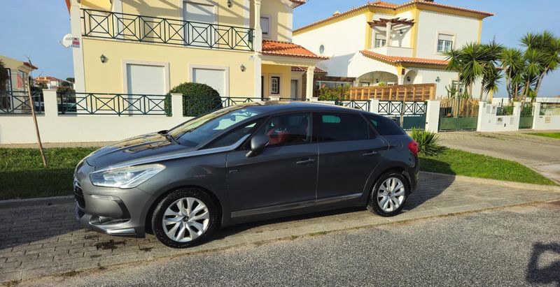 Citroën DS5 • 2013 • 157,000 km 1
