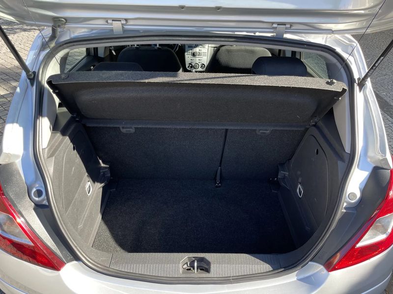 Opel Corsa • 2012 • 140,340 km 5