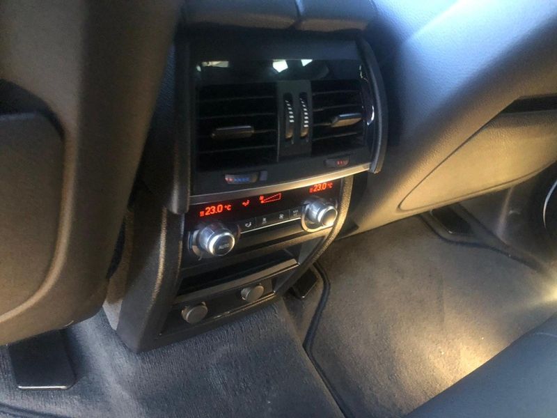 BMW X6 • 2017 • 75,000 km 3