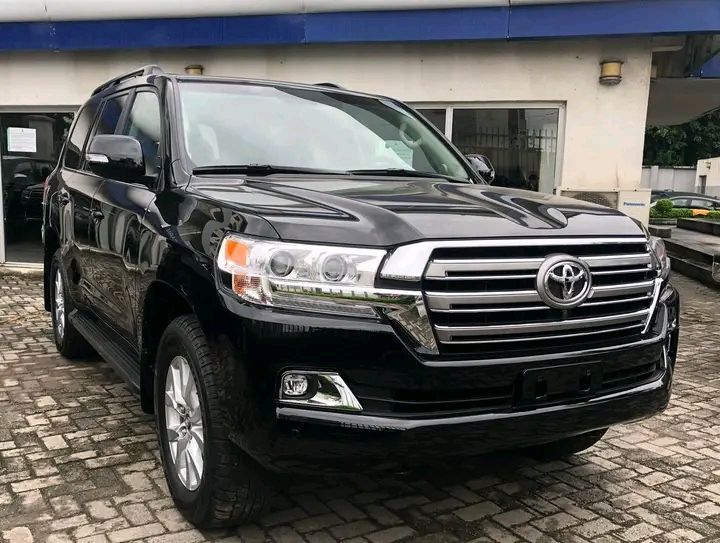 Toyota Land Cruiser • 2020 • 0 km 1