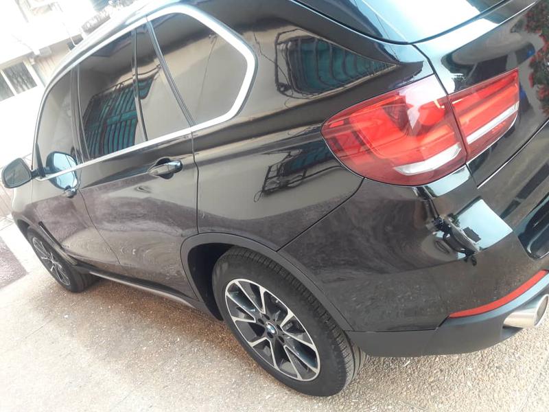 BMW X5 • 2018 • 11,000 km 1