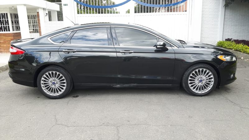 Ford Fusion • 2015 • 90,000 km 6