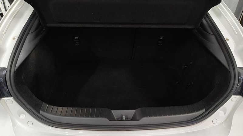 Mazda 3 • 2020 • 58,250 km 11