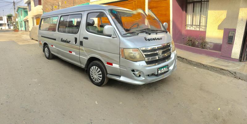 Foton View • 2011 • 10 km 3