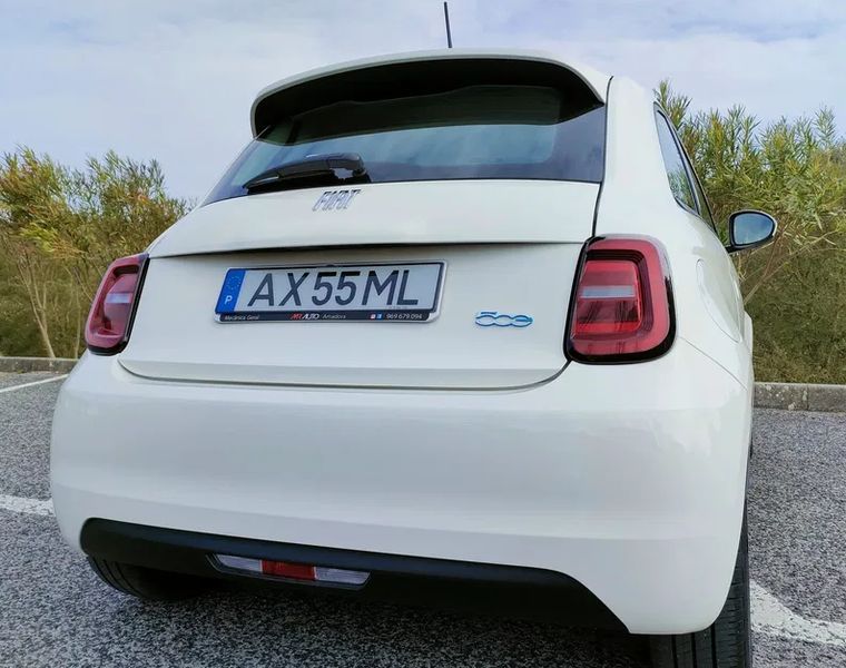 Fiat 500e • 2021 • 18,190 km 1
